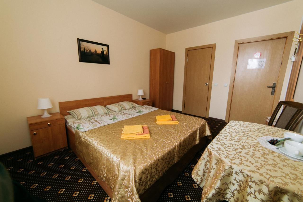 Hotel Praha Smolensk Room photo