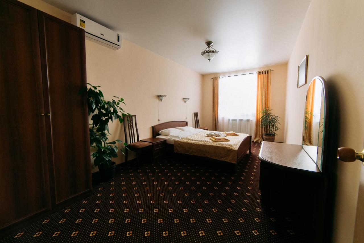 Hotel Praha Smolensk Room photo